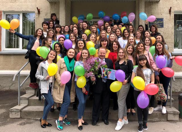 Ми разом на порозі рідного факультету